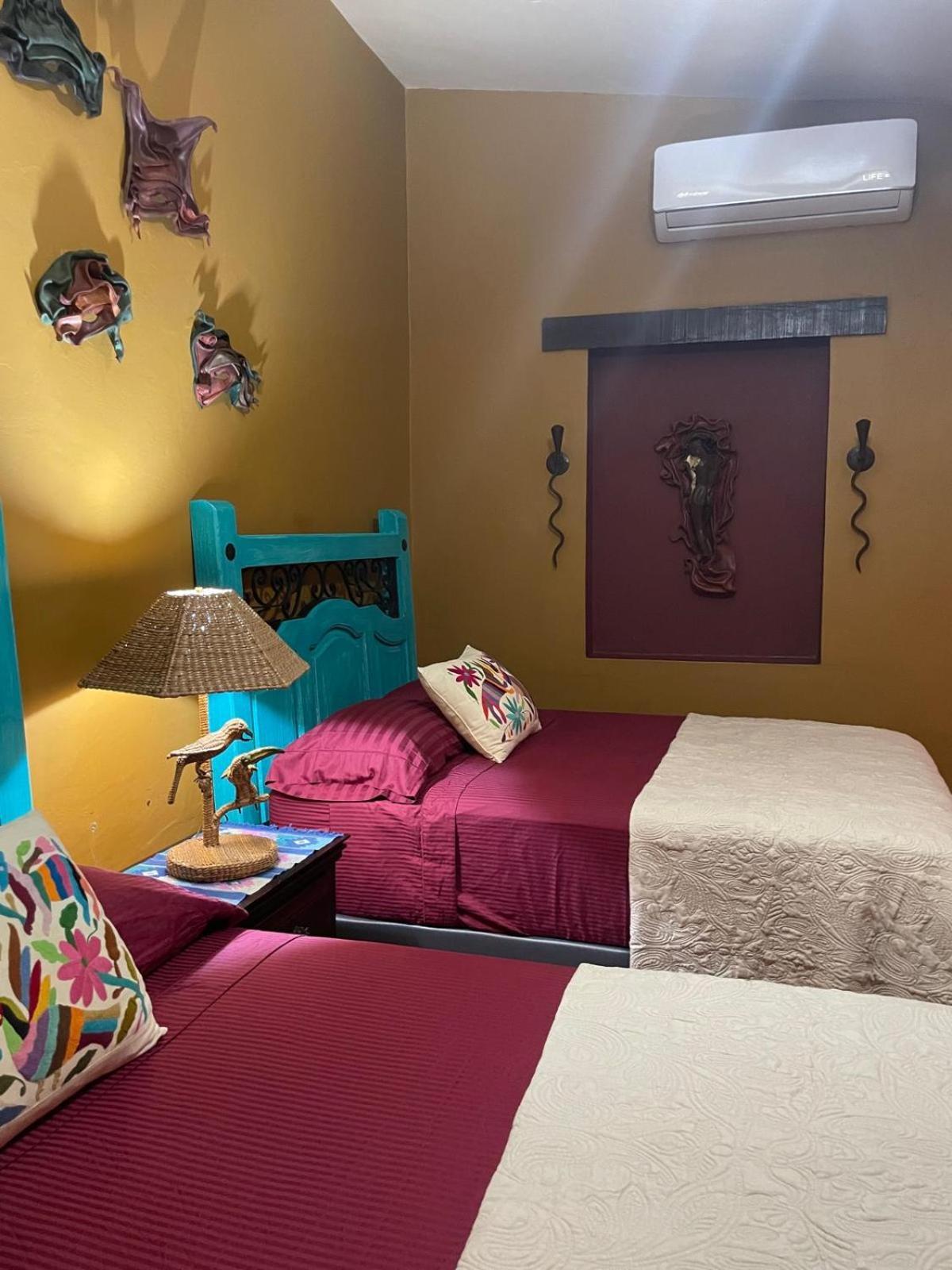 Casa De Leyendas (Adults Only) Масатлан Екстериор снимка