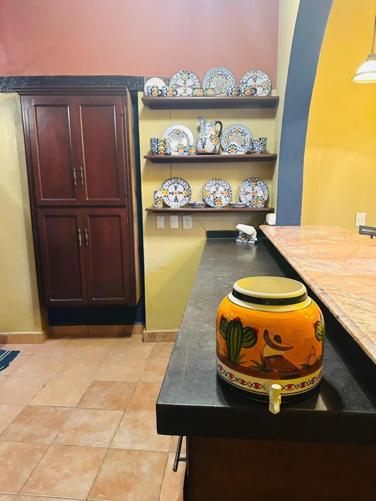Casa De Leyendas (Adults Only) Масатлан Екстериор снимка